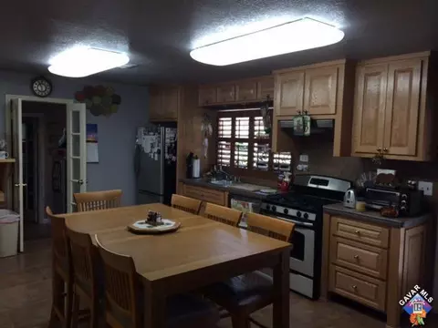 26701 Columbia Way, Tehachapi, CA 93561 photo 3