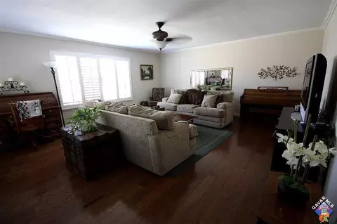 42963 Cinema Ave, Lancaster, CA 93534 photo 4