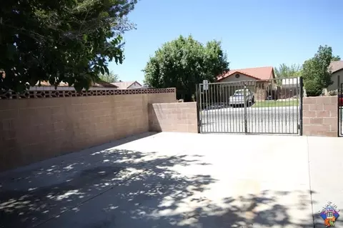 42963 Cinema Ave, Lancaster, CA 93534 photo 19