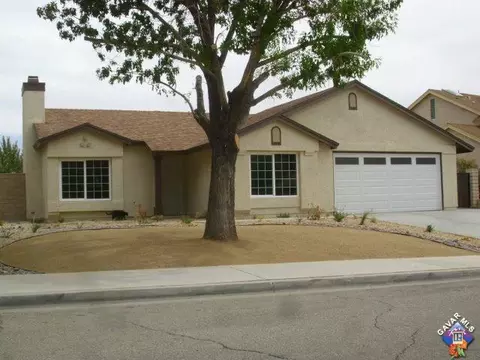 111 Horizon Rd, Palmdale, CA 93550 photo 1