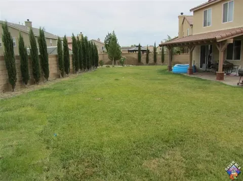 2147 Beechwood St, Lancaster, CA 93535 photo 7