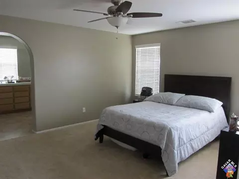 2147 Beechwood St, Lancaster, CA 93535 photo 5