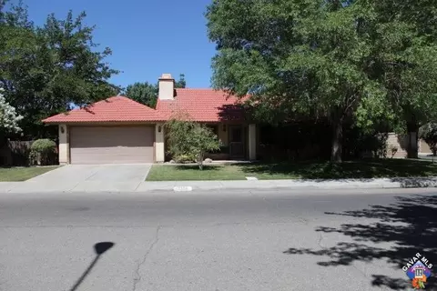 43355 W 27th St, Lancaster, CA 93536 photo 1