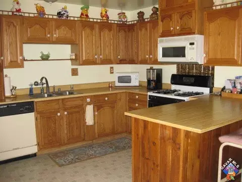28080 Seabiscuit Way, Tehachapi, CA 93561 photo 8