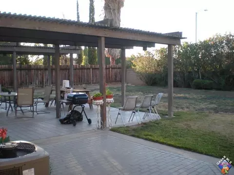 2147 Moonflower Ct E, Palmdale, CA 93550 photo 4
