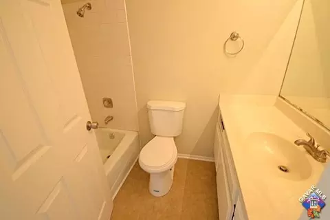 1317 Pasteur Dr, Lancaster, CA 93535 photo 7