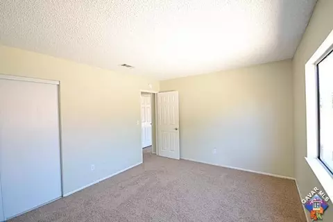 1317 Pasteur Dr, Lancaster, CA 93535 photo 11