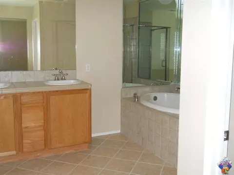 42157 Summer Ln, Lancaster, CA 93536 photo 15