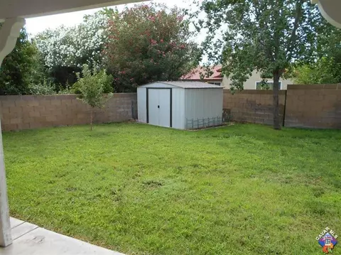 1252 Chagal Ave, Lancaster, CA 93535 photo 29