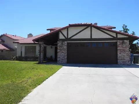 1252 Chagal Ave, Lancaster, CA 93535 photo 3