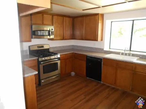 1252 Chagal Ave, Lancaster, CA 93535 photo 18