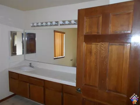 1252 Chagal Ave, Lancaster, CA 93535 photo 12