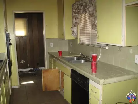 45522 Sancroft Ave, Lancaster, CA 93535 photo 2