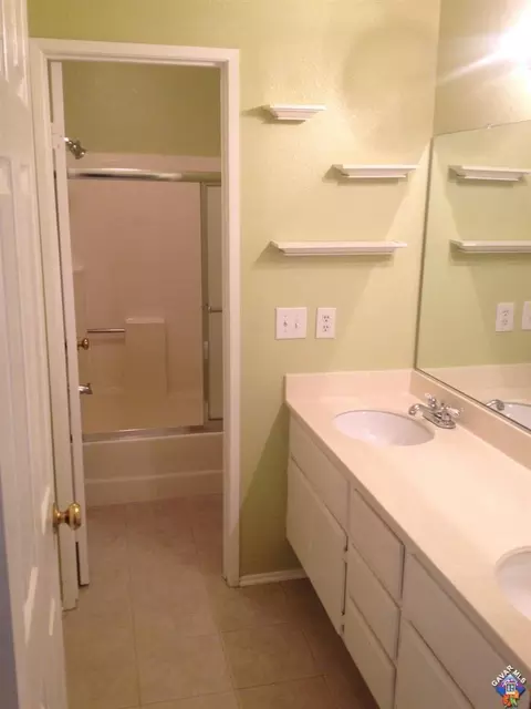 2507 E Lingard St, Lancaster, CA 93536 photo 22