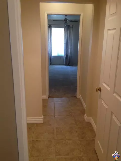 2507 E Lingard St, Lancaster, CA 93536 photo 9