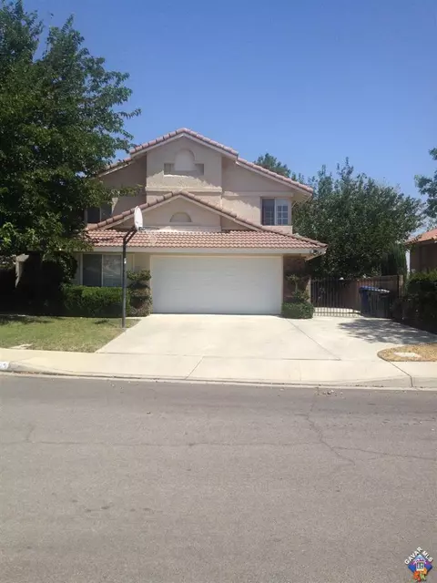 2507 E Lingard St, Lancaster, CA 93536 photo 1