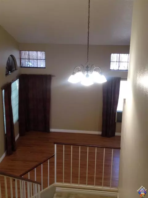 2507 E Lingard St, Lancaster, CA 93536 photo 7