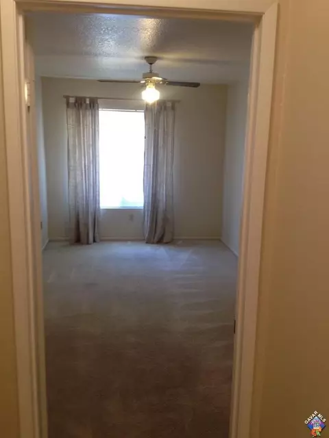 2507 E Lingard St, Lancaster, CA 93536 photo 15