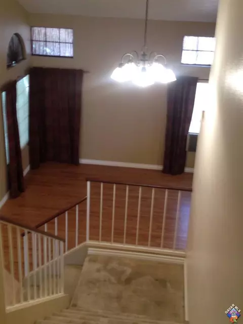 2507 E Lingard St, Lancaster, CA 93536 photo 6