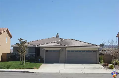 6104 Starview Dr, Lancaster, CA 93536 photo 1