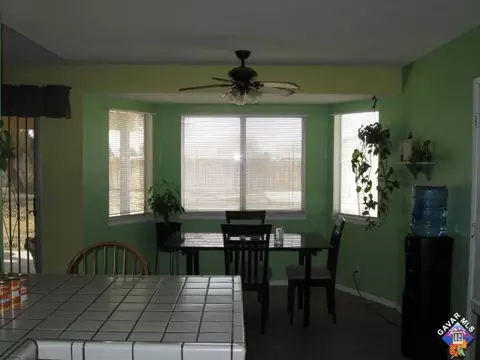40555 179th St, Lancaster, CA 93535 photo 4