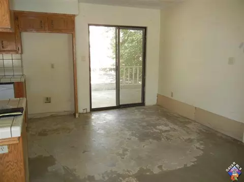 22341 Vaquero Dr, Tehachapi, CA 93561 photo 5