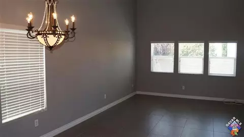 43803 5th St, Lancaster, CA 93535 photo 4