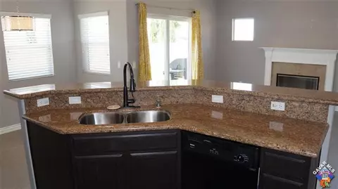 43803 5th St, Lancaster, CA 93535 photo 18