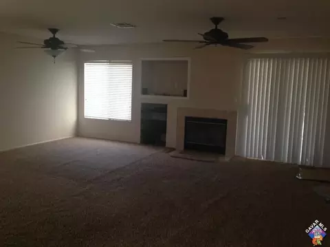 6147 Treehaven Ct, Lancaster, CA 93536 photo 4