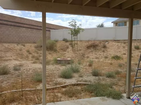 36731 James Pl, Palmdale, CA 93550 photo 16