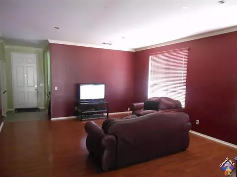 36731 James Pl, Palmdale, CA 93550 photo 5