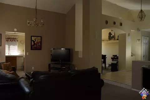 37615 57th St, Palmdale, CA 93552 photo 5