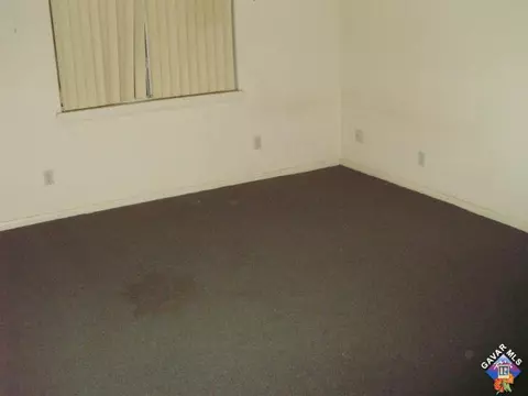 3048 Shale Rd, Palmdale, CA 93550 photo 4