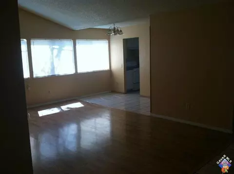 44107 4th St, Lancaster, CA 93535 photo 5