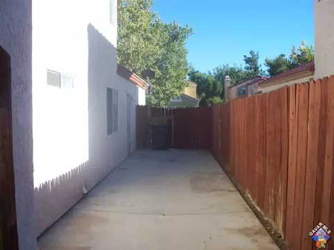 1757 Norberry St E, Lancaster, CA 93535 photo 12