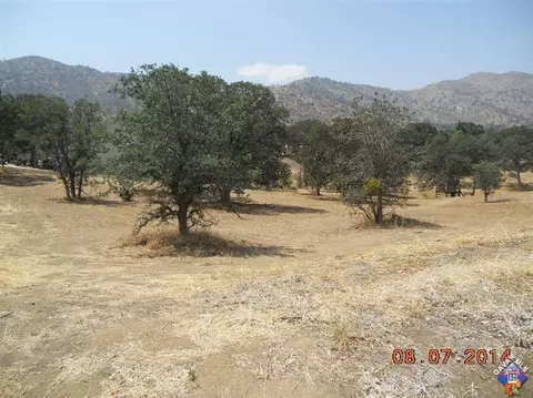 22101 Knob Ct, Tehachapi, CA 93561 photo 5