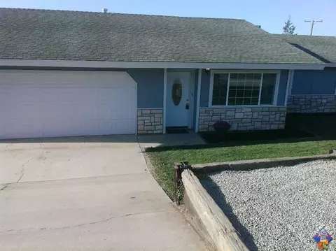 19903 Meadows Rd, Tehachapi, CA 93561 photo 2