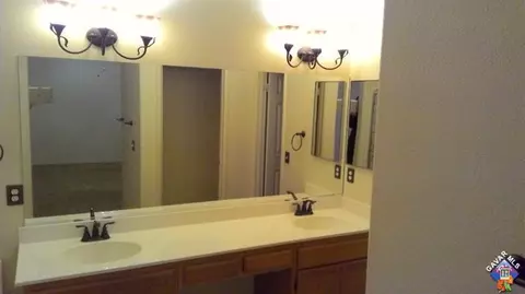 2802 Sunnyvale Rd, Lancaster, CA 93536 photo 13