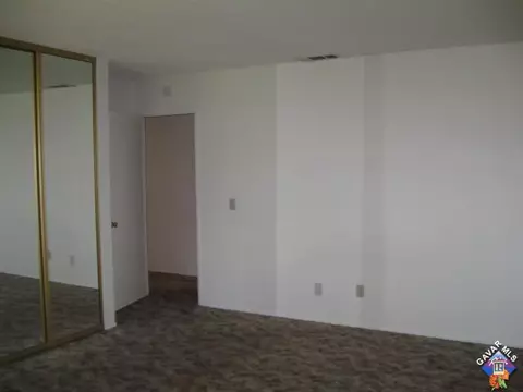 1025 Lightcap St, Lancaster, CA 93535 photo 11