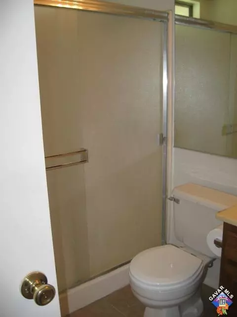 1025 Lightcap St, Lancaster, CA 93535 photo 12