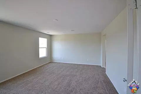 2842 Emerald Ln, Lancaster, CA 93535 photo 9