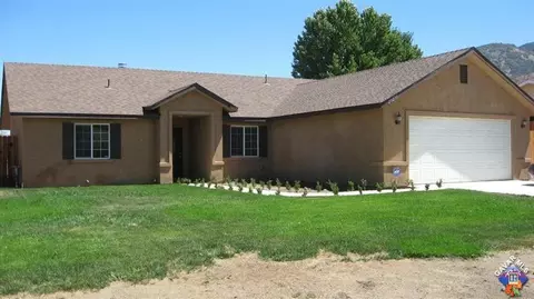 28271 Preakness Dr, Tehachapi, CA 93561 photo 2