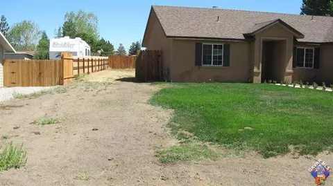 28271 Preakness Dr, Tehachapi, CA 93561 photo 4