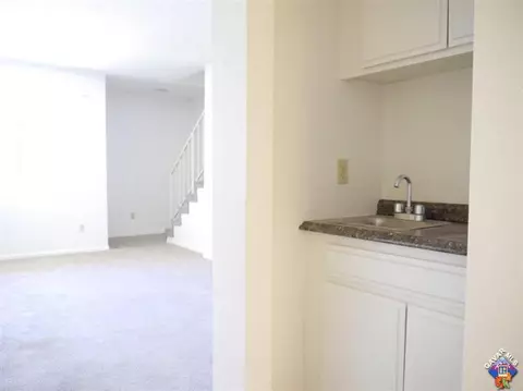 44200 Kingtree Ave #32, Lancaster, CA 93534 photo 10