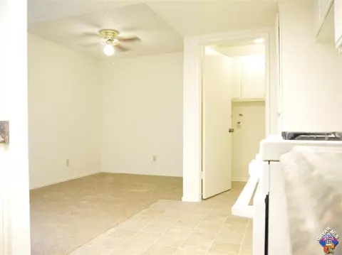 44200 Kingtree Ave #32, Lancaster, CA 93534 photo 16