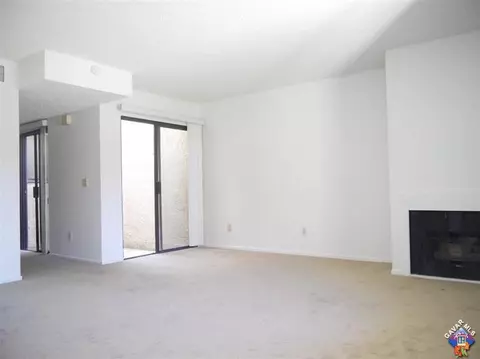 44200 Kingtree Ave #32, Lancaster, CA 93534 photo 6