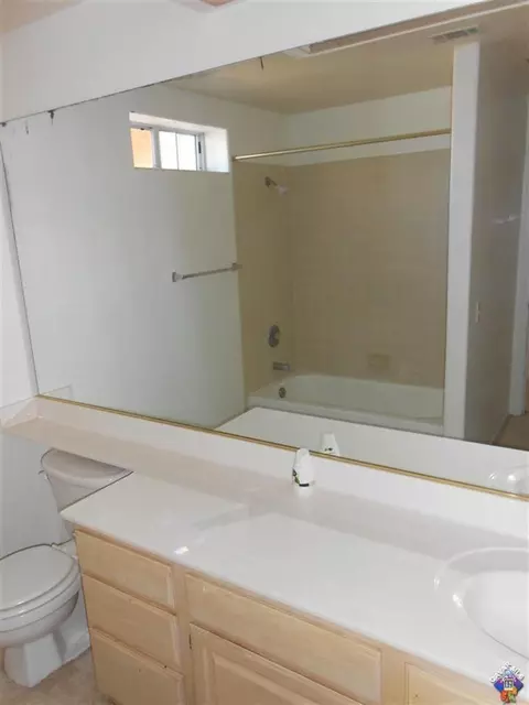 6113 Meredith Ave, Palmdale, CA 93552 photo 22