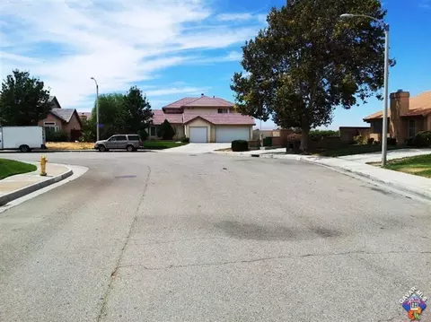 38253 Bee Ct, Palmdale, CA 93550 photo 19