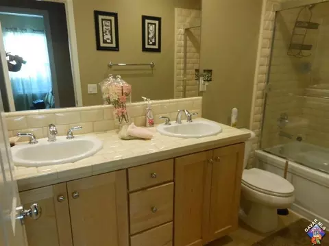 19912 Holly Dr, Santa Clarita, CA 91350 photo 16