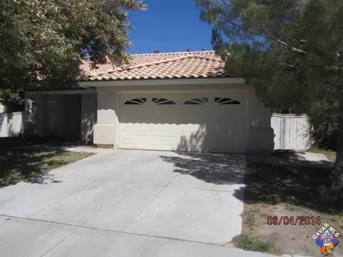44546 Tarragon Dr, Lancaster, CA 93536 photo 3